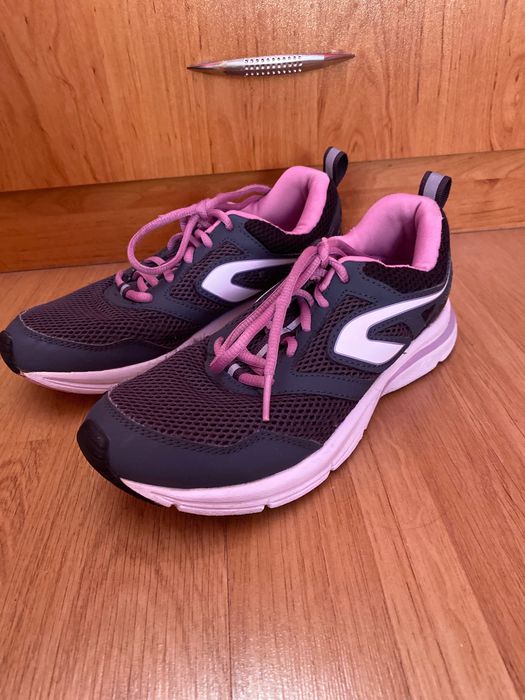 Дамски и юношески обувки за момиче и момче