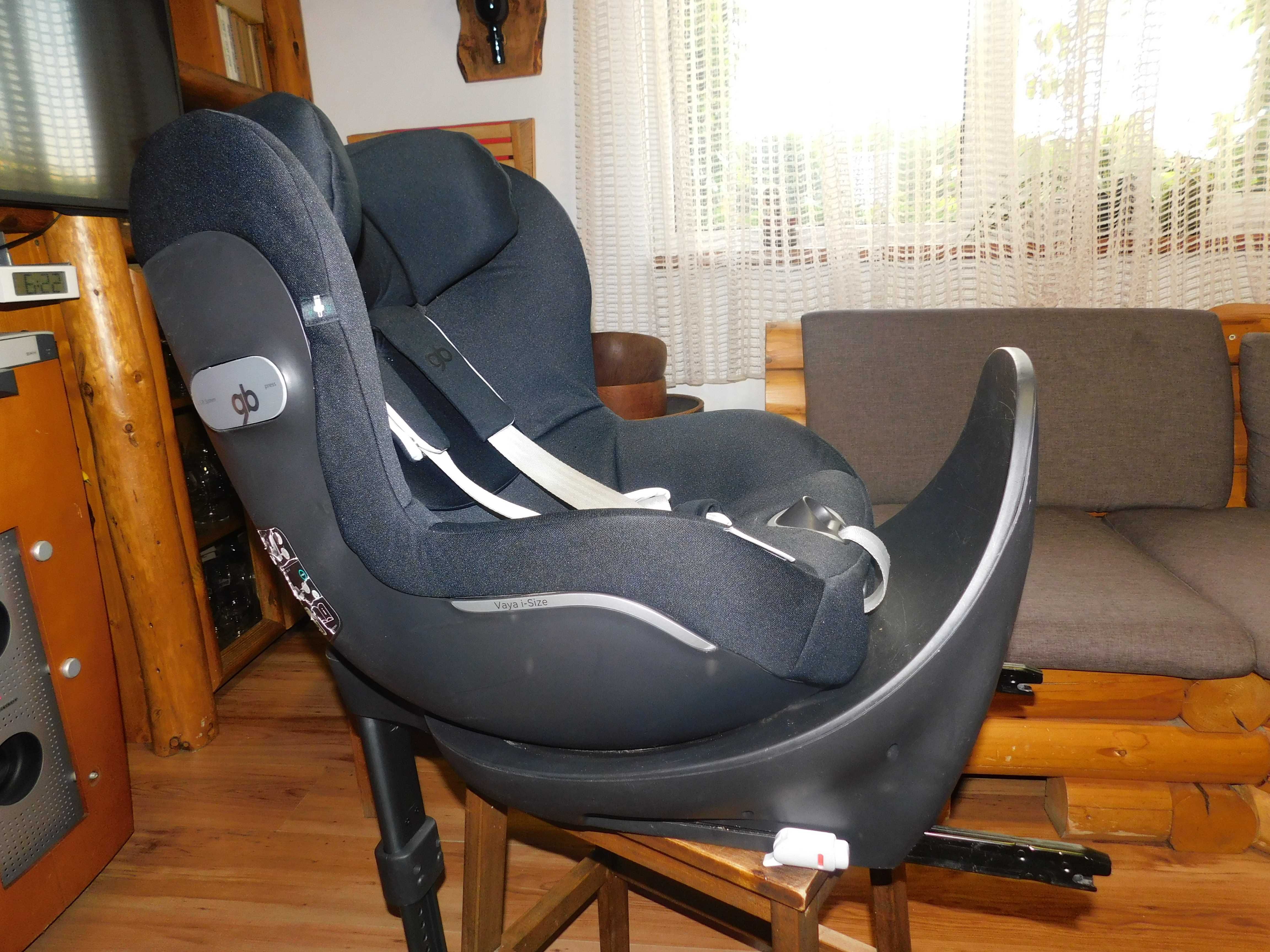 Scaun auto * rotativ 360° * 0-18 kg * Isofix