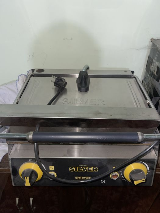 Toster aparat holati zor Silver yaxshisi
