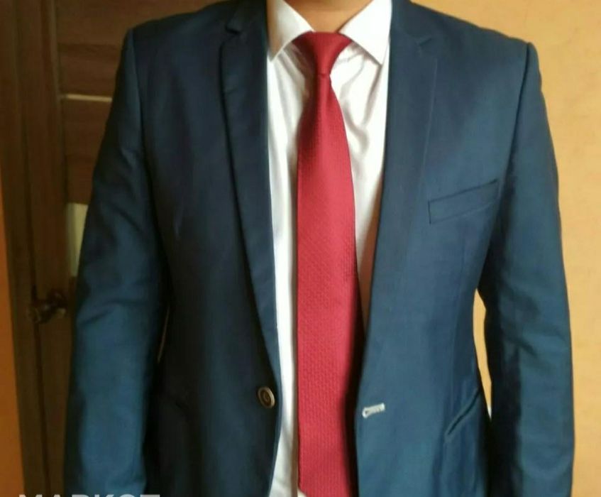 Продам костюм в отличном состоянии