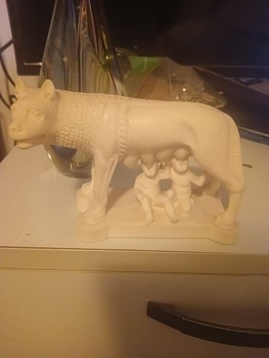 Lupa Capitolina Romulus Remus
