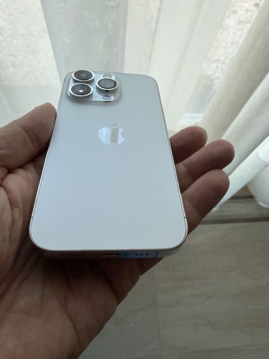 Iphon 14 pro se vinde am trecut la 17