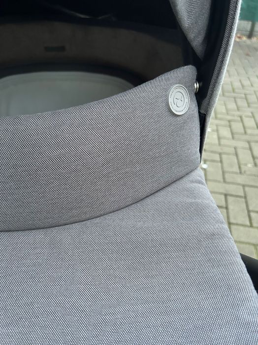 Landou cot s in stare impecabila