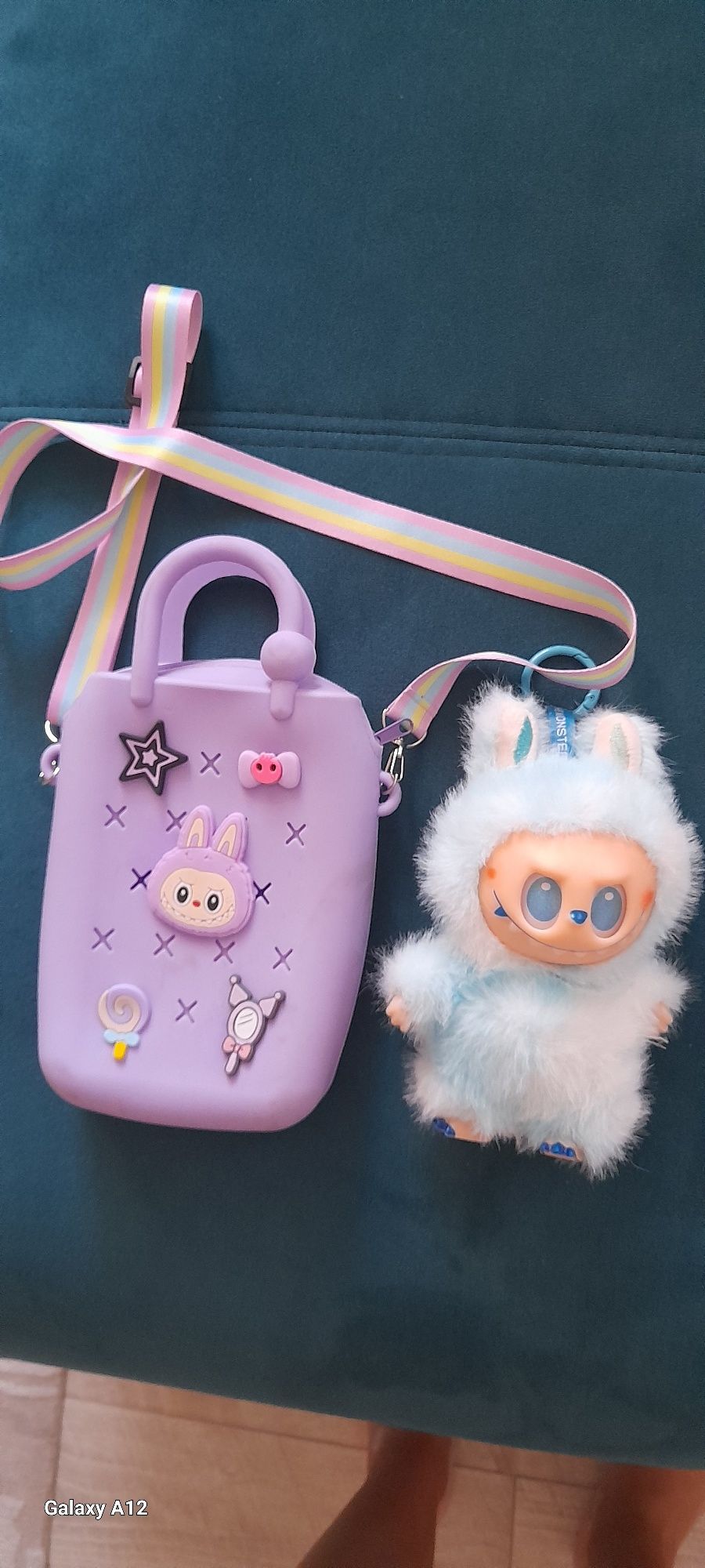 Продаётся игрушка Лабуба