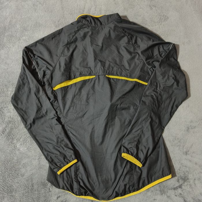 Nike дамско горнище Livestrong
