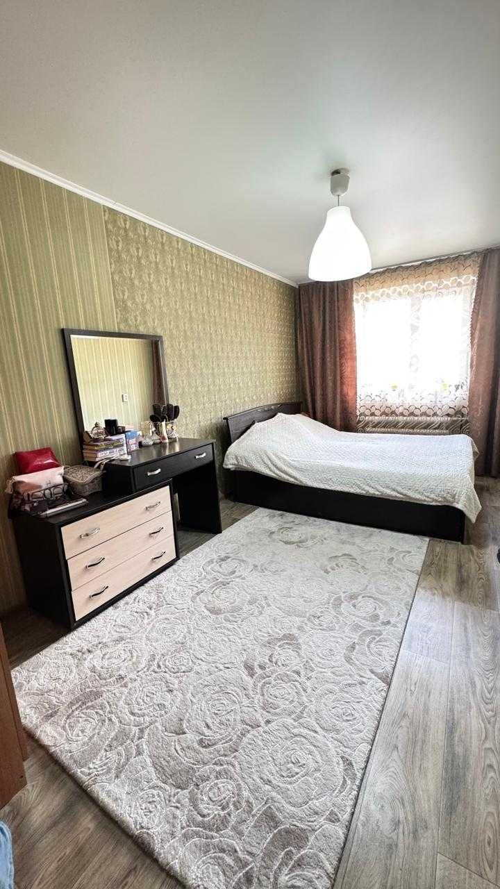 Продам 2-комнатную квартиру, кирпичный дом, ЦЕНТР