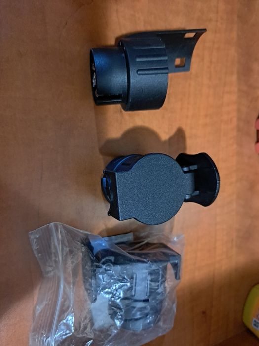 Adaptor remorca ,rulota, platforma  de la 13 pini la 7 pini sau invers