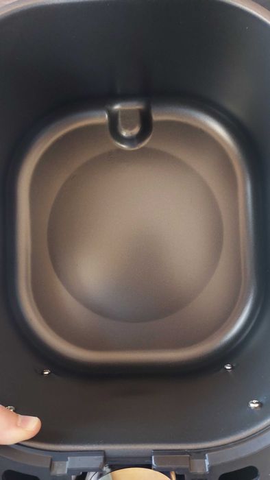 Air Fryer VOLTZ V51980F – ГИГАНТСКИ 7.7 ЛИТРА! (Като Нов)