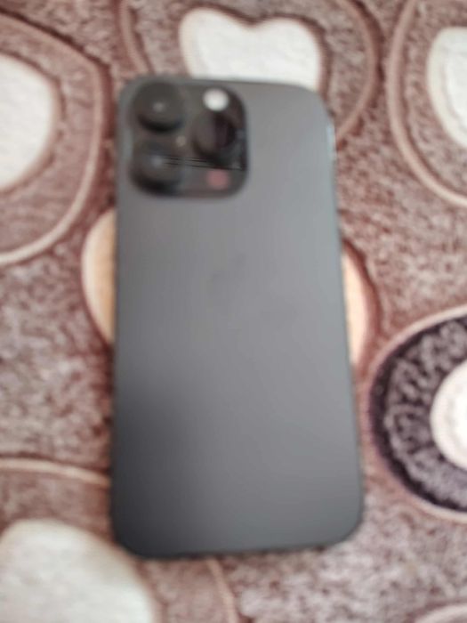 Продавам iphone 14pro