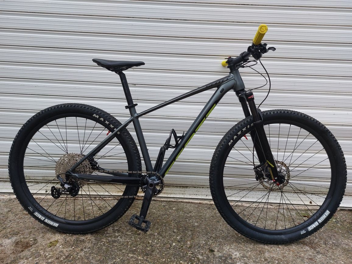 Scott scale 980-29"M/2022г.1х12 trek cube canyon