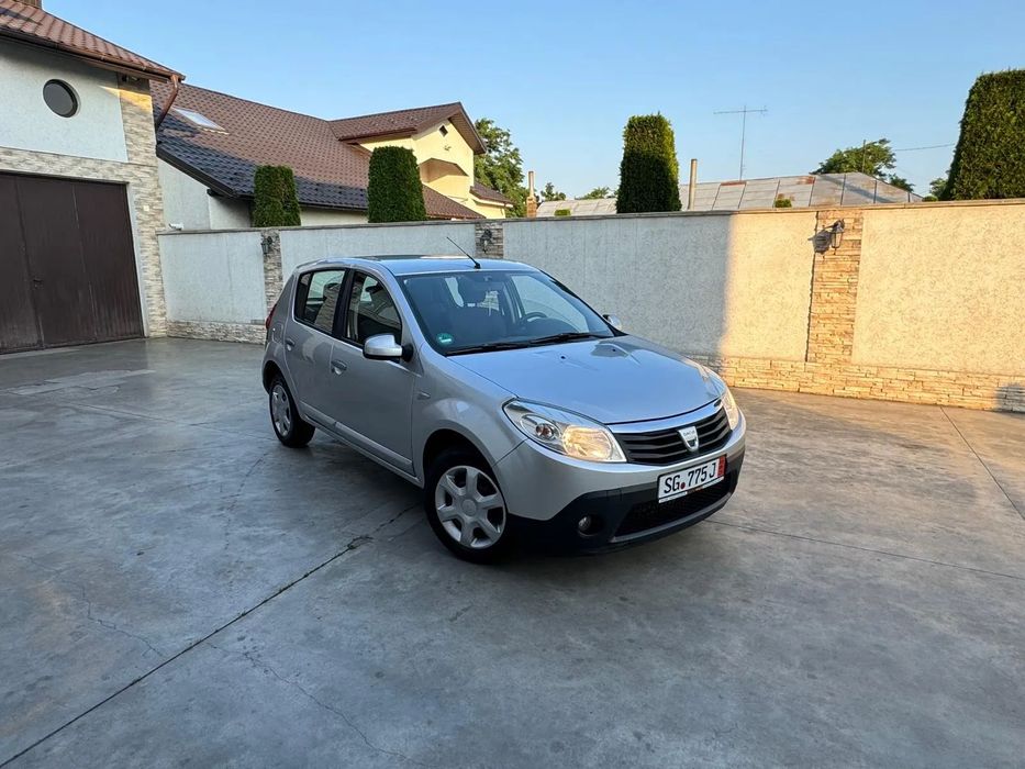 Dacia Sandero -Recent adus!