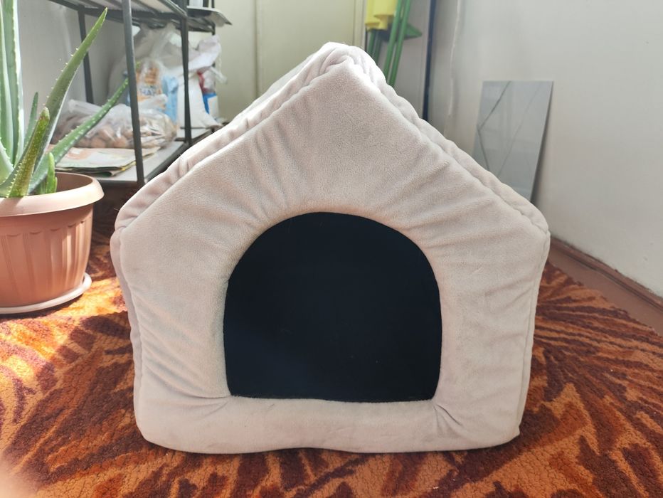 Продам домик для кошки