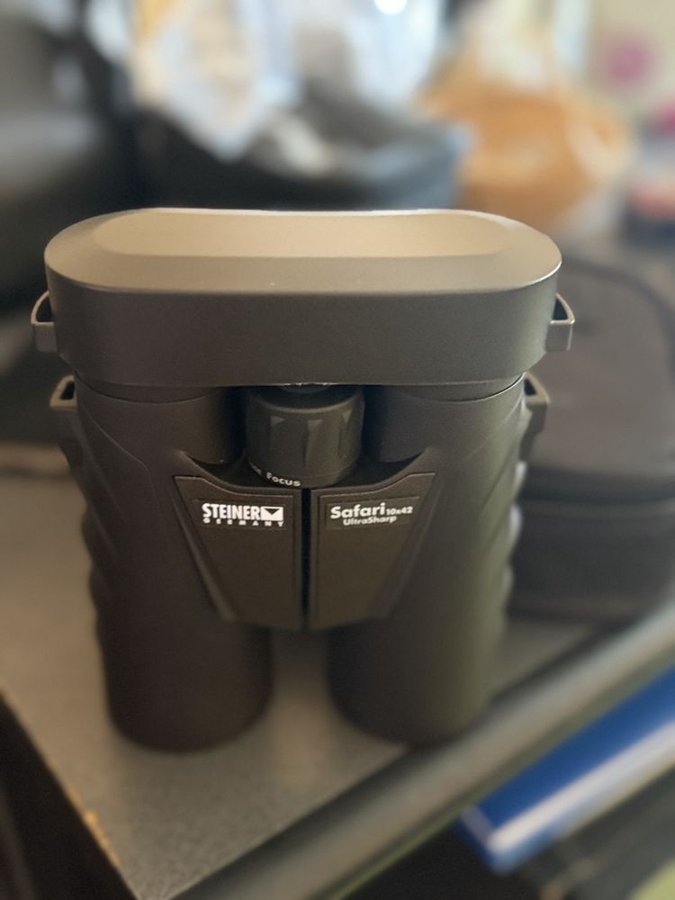 Binoclu steiner safari ultrasharp 10x42
