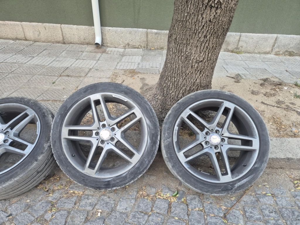 Джанти с гуми 20 цола AMG Мерцедес