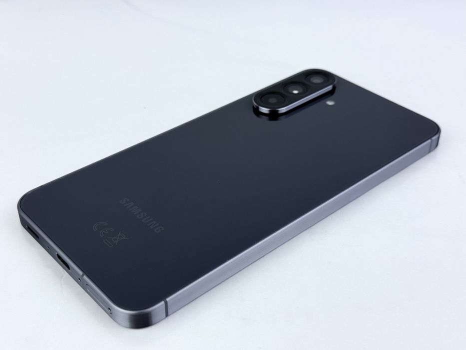 НОВ! Samsung Galaxy A56 5G 128GB 8RAM Graphite 2г. Гаранция!