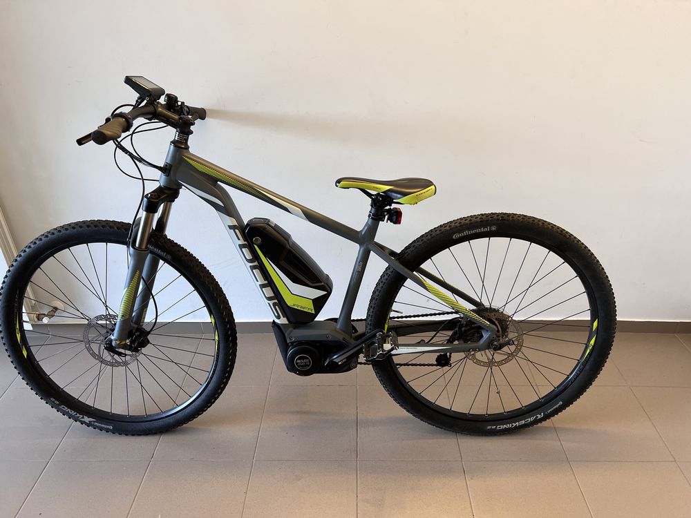 Bicicleta focus jarifa 27 impulse EVO rs e-bike verde