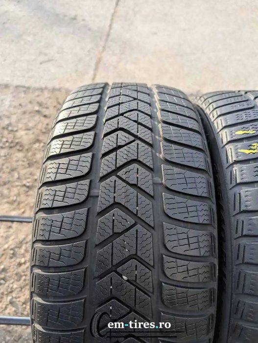 SET 2 Anvelope Iarna 225/40 R18 PIRELLI Sottozero 3 92V