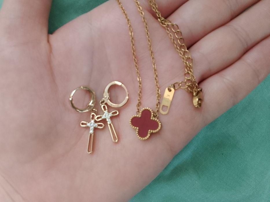 Продам цепочку и серги