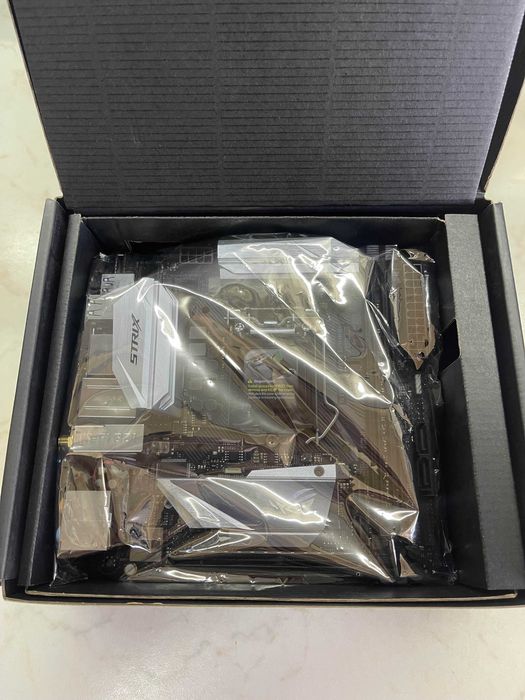 Vand KIT-Gaming i7-8700K + Racire pe apa.