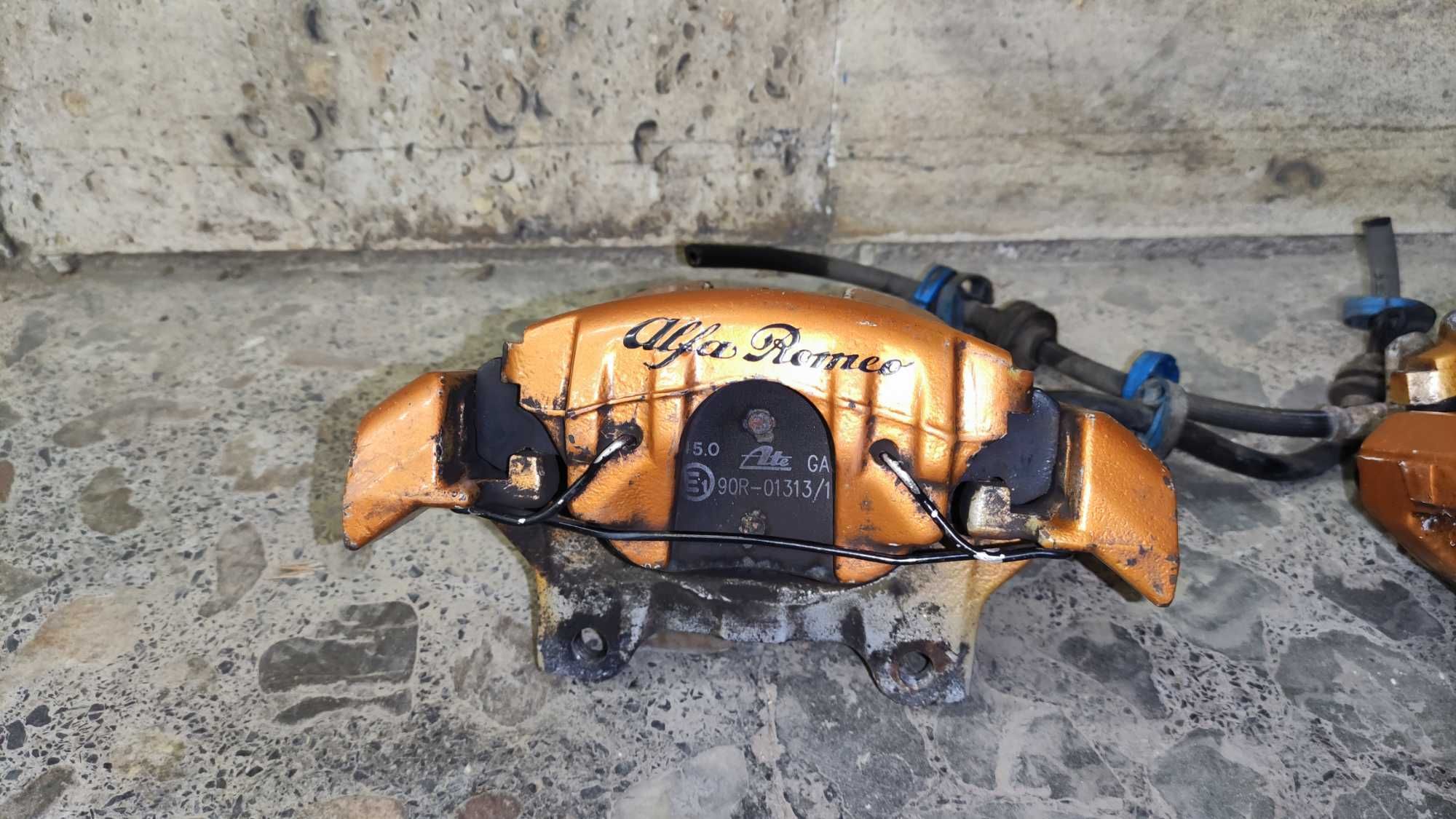 Спирачни апарати за алфа 147/156/gt