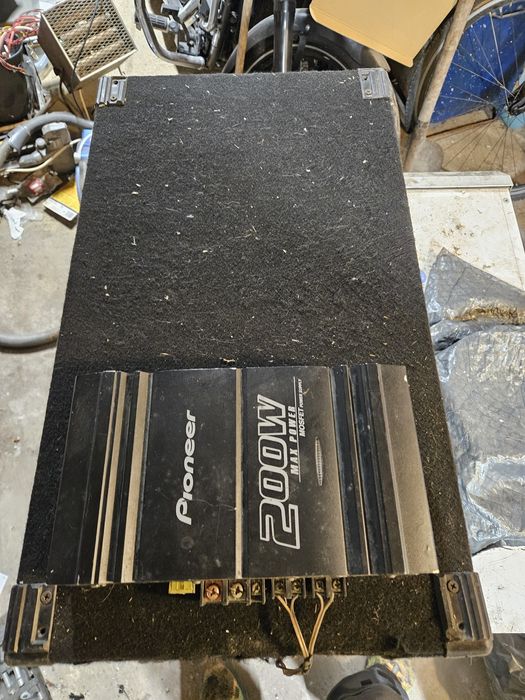 Бас каса с усилвател Pioneer