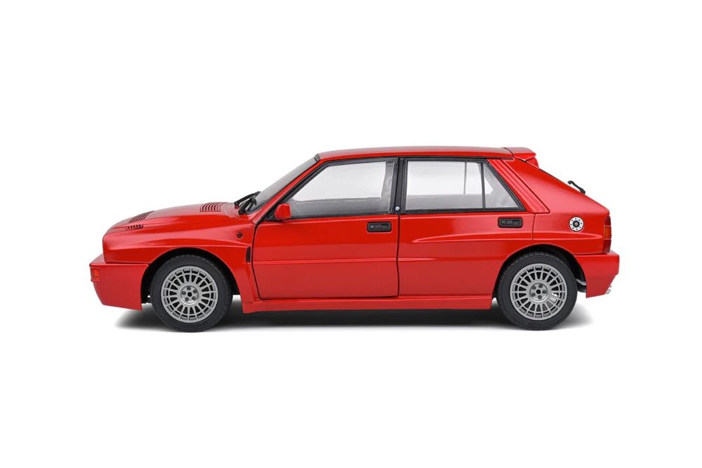 Macheta Lancia Delta integrale metalica scara 1/18 noua sigilata