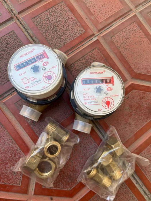 продаются б/у 2 шт. водяные счётчики Novator в отличном состоянии