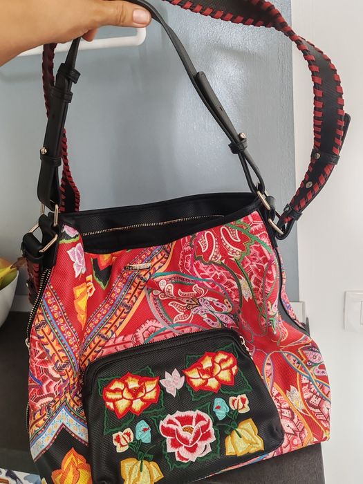 Geanta Desigual inflorata