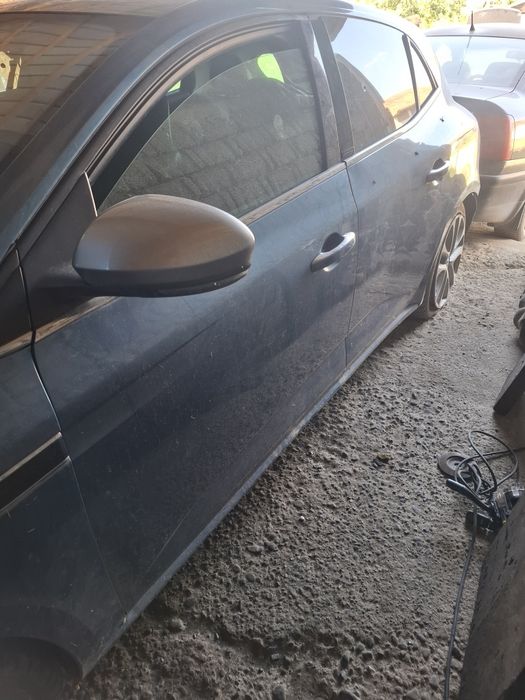 Uși portiere complete Renault megane 4 GT Hatchback
