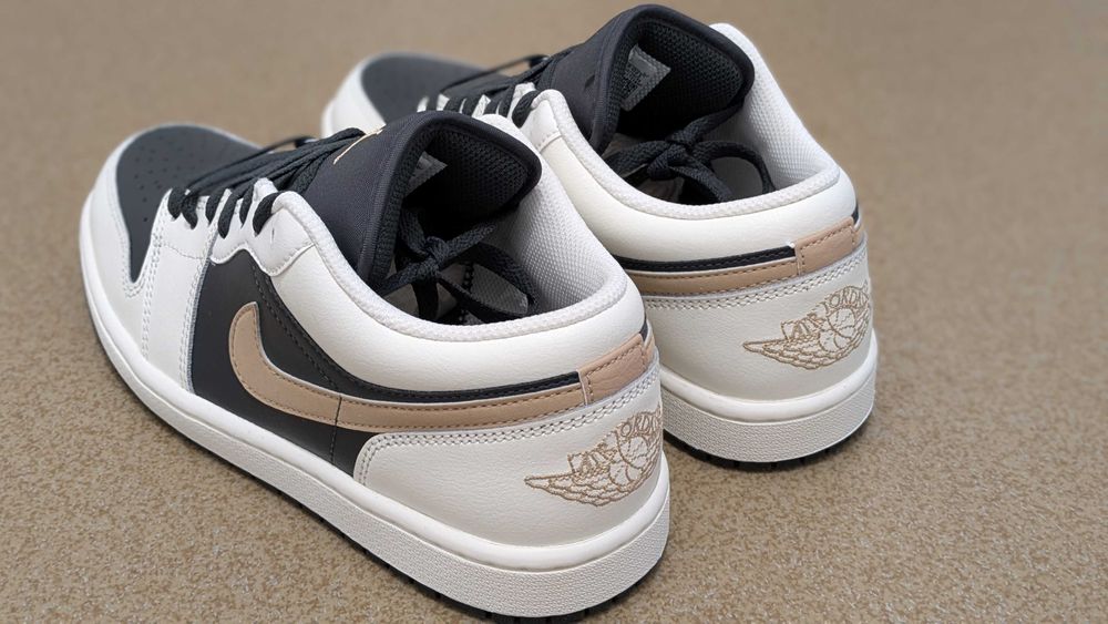Nike Air Jordan 1 Low, mărimea 41-42, noi