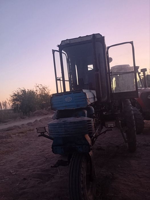 Traxtir T28 sotiladi narxi 18 mln yurib duribdi