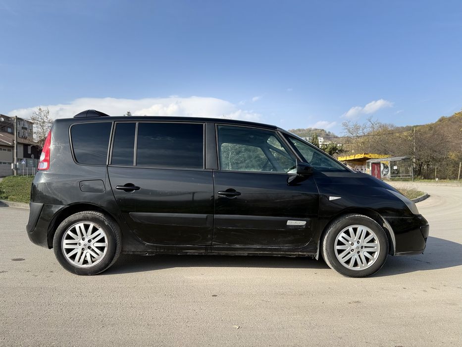 Renault Espace 2.2 Dci Автоматик 7 места Климатроник Теглич Зимни гуми