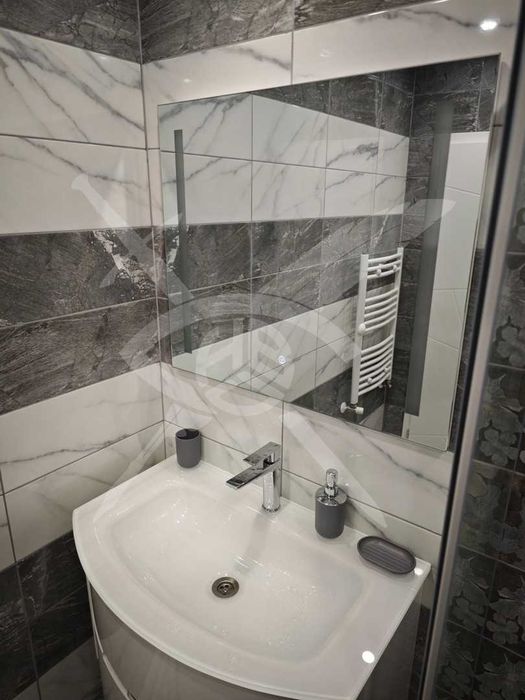 Дава се под наем Тристаен апартамент в София, Връбница 2 - 102 кв.м за 750 € - Снимка #12