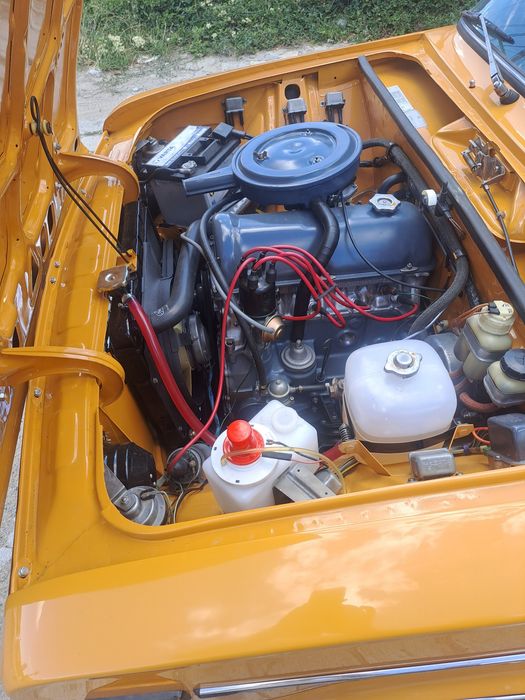 Продавам Лада 21061