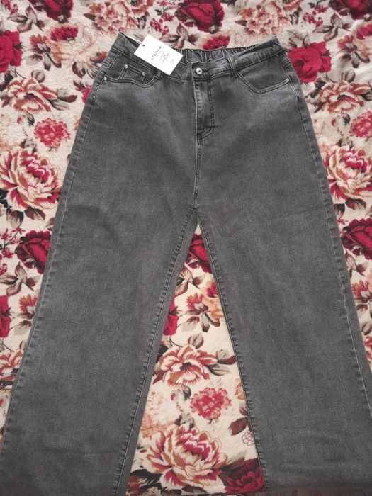 Женские джинсы клеш