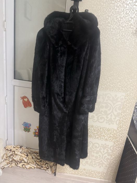 Продаю норковою шубу