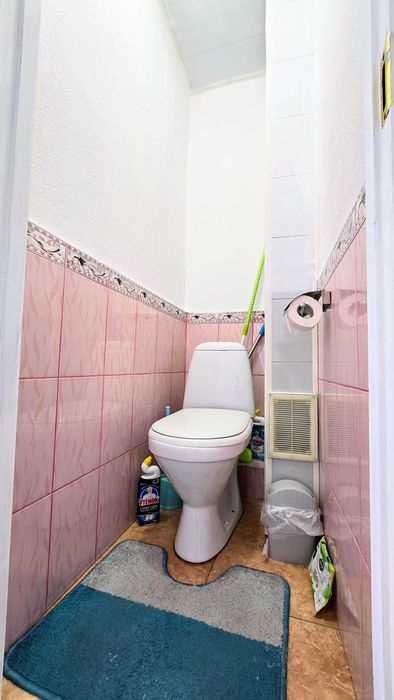 Продается 2х комнатная квартира.