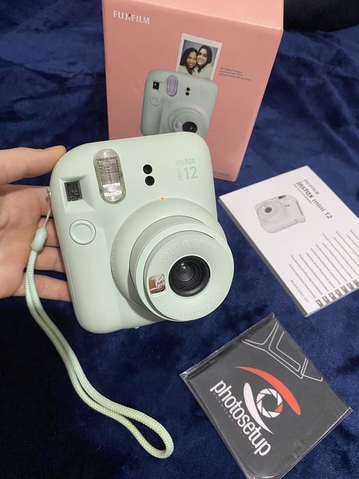 Camera Fujifilm instax mini 12