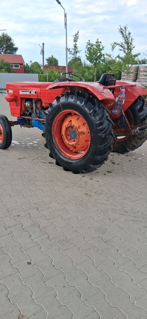 Vand Tractor U445