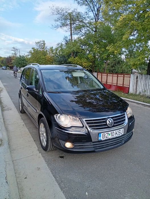 Volkswagen Touran Stare f bună,  7 locuri