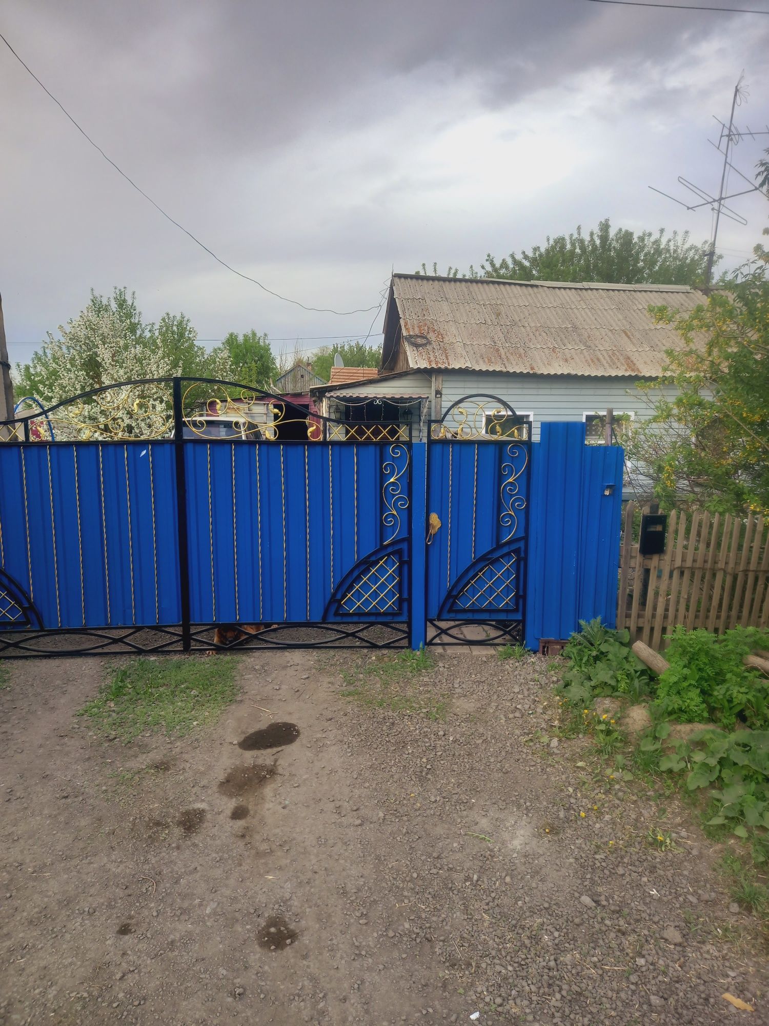 Продам дом в пришахтинске