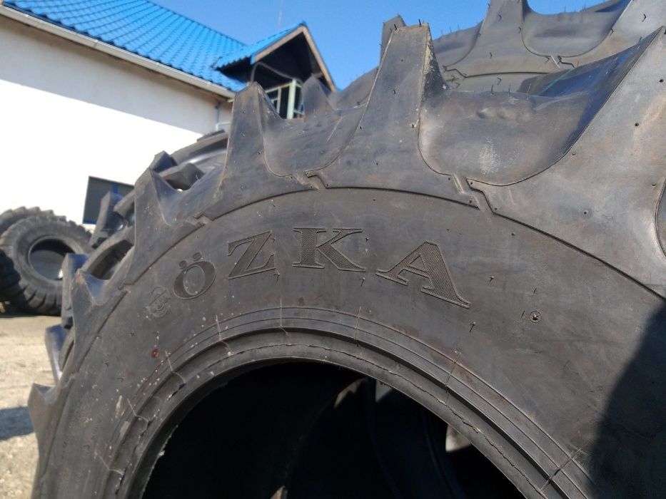 Cauciucuri noi 380/85R24 ozka radiale echivalent 14.9R24 pe fata tract