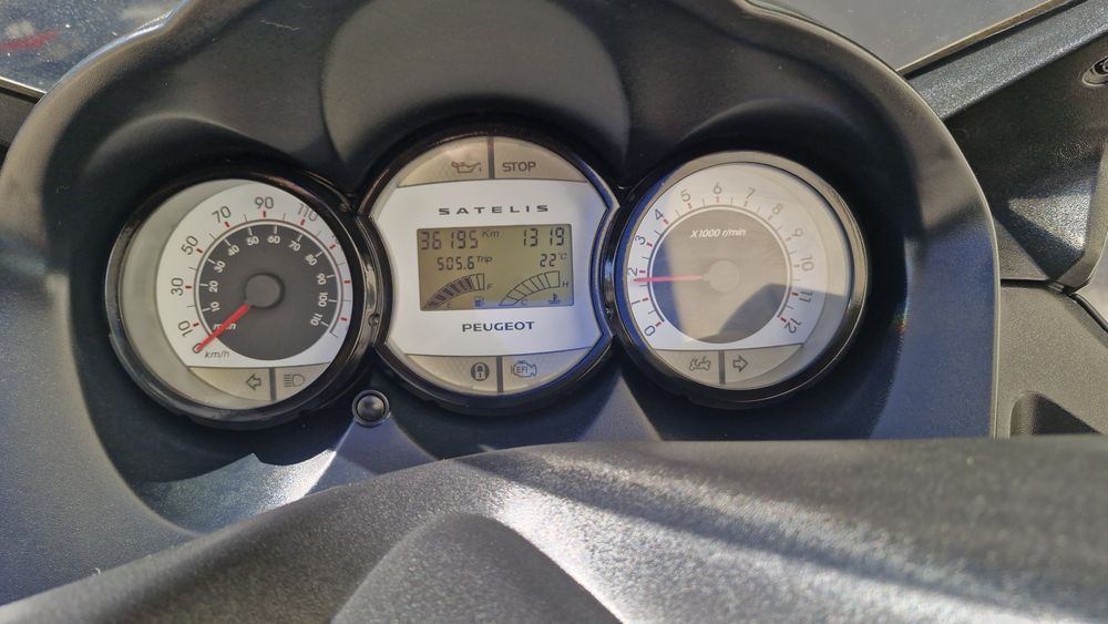 Peugeot Satelis 250cc (Motor Piaggio)