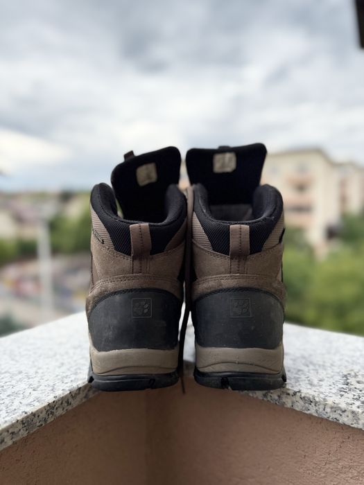 Bocanci tehnici drumetie Jack Wolfskin, Vibram, Texapore