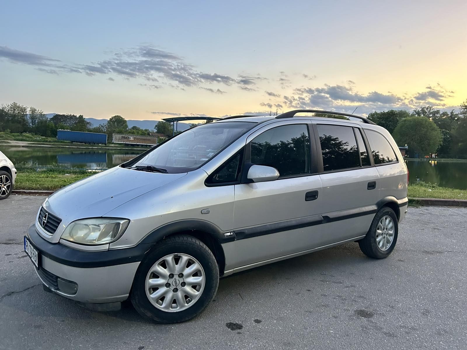 Opel Zafira 2.0 Dti