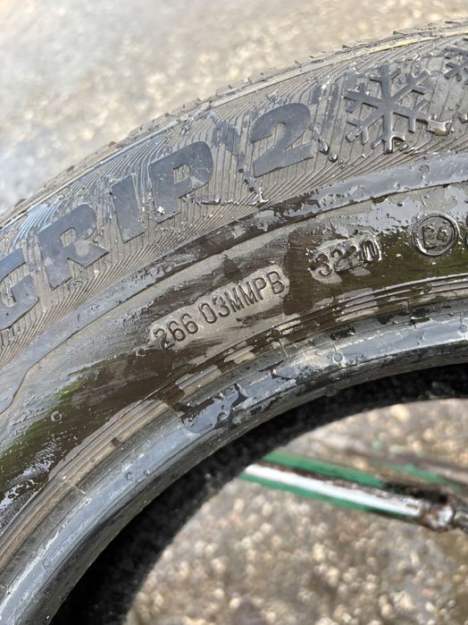 205/65 r16 de iarna 4 buc ca noi SEMPERIT