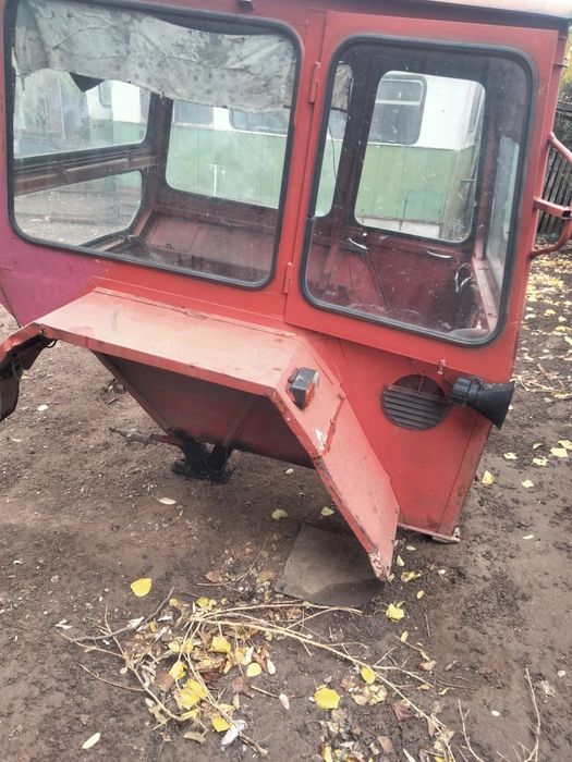 Cabină de tractor U650