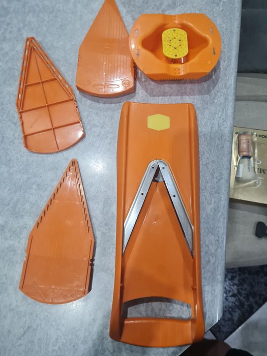 Set taiat legume made in Germany