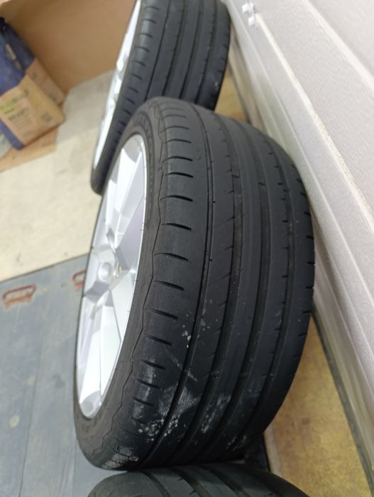 Джанти с гуми 18 5х112  Шкода Skoda