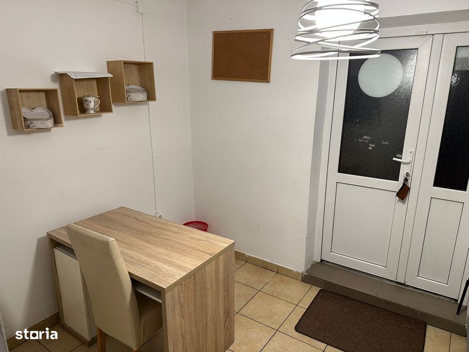 De vanzare spatiu comercial amenajat